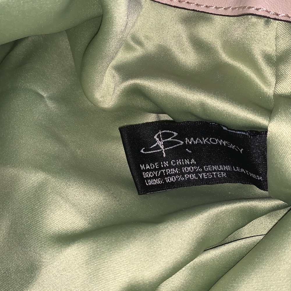 B Makowsky Shoulder Bag - Picture 12 of 14